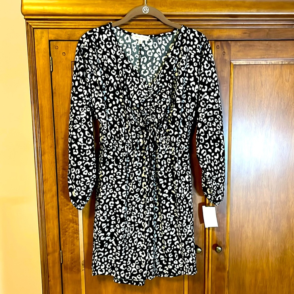 Women’s Dress. NWT. Super soft . Size S .